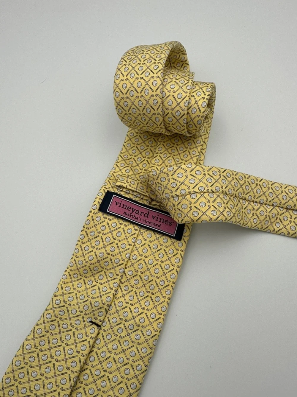 Vineyard Vines Yellow Golf Club Balls 100% Silk Tie Necktie